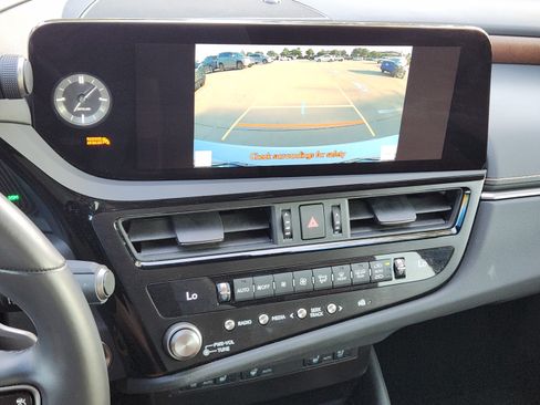 Certified 2025 Lexus ES 350 w/ Premium Package FWD image 14