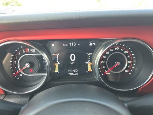 Used 2019 Jeep Wrangler Unlimited Rubicon AWD/4WD image 13