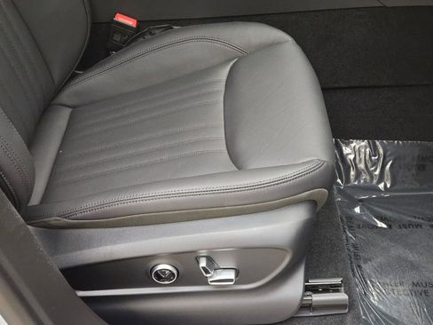 Used 2024 Maserati Grecale GT image 27