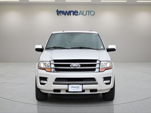 Used 2017 Ford Expedition Limited w/ Equipment Group 301A AWD/4WD image 8