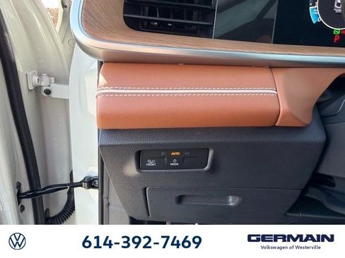 New 2026 Volkswagen Tiguan SEL R-Line image 24