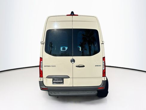 New 2025 Mercedes-Benz Sprinter 2500 image 6