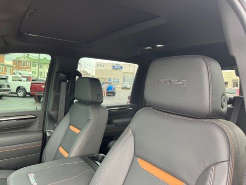 Used 2025 GMC Sierra 2500 AT4 AWD/4WD image 29