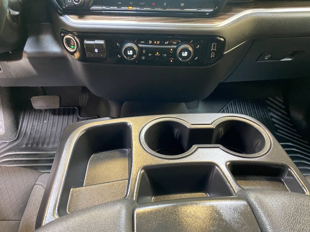 Used 2026 Chevrolet Silverado 1500 RST AWD/4WD image 43