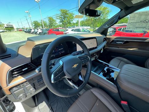 New 2026 Chevrolet Tahoe High Country RWD image 13