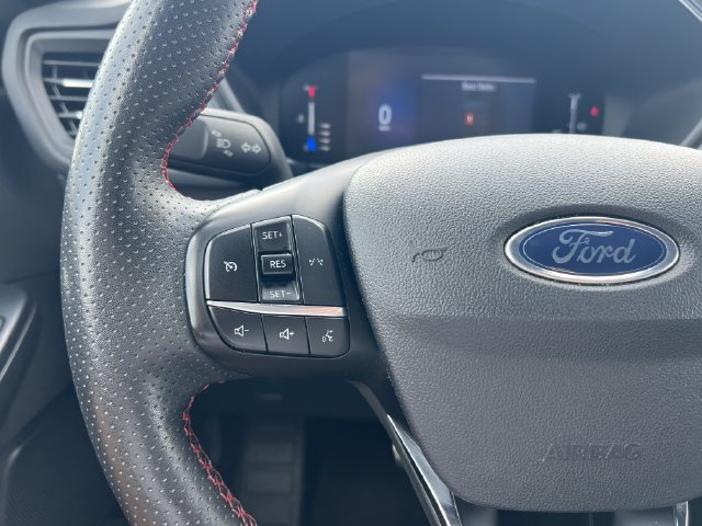 Used 2024 Ford Escape ST-Line AWD/4WD image 17