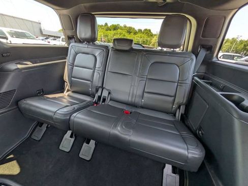 Used 2023 Lincoln Navigator Reserve AWD/4WD image 20