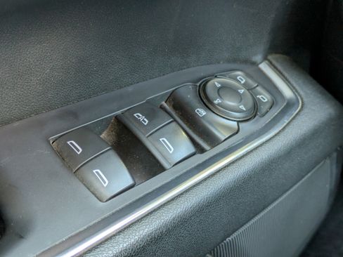 Used 2023 Chevrolet Silverado 1500 LT Trail Boss w/ Protection Package image 13