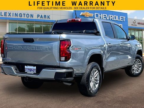 Used 2024 Chevrolet Colorado LT AWD/4WD image 13