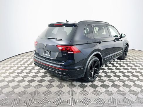 Used 2023 Volkswagen Tiguan SE R-Line AWD/4WD image 10