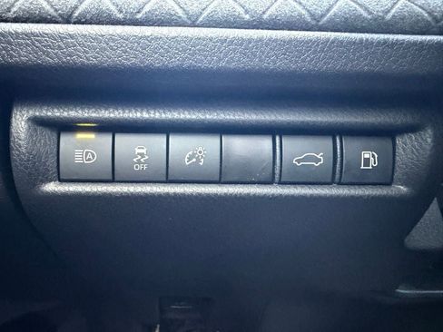 Used 2025 Toyota Camry XLE image 23