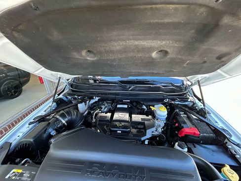 Used 2022 RAM 3500 Big Horn w/ Level C Equiment Group image 17