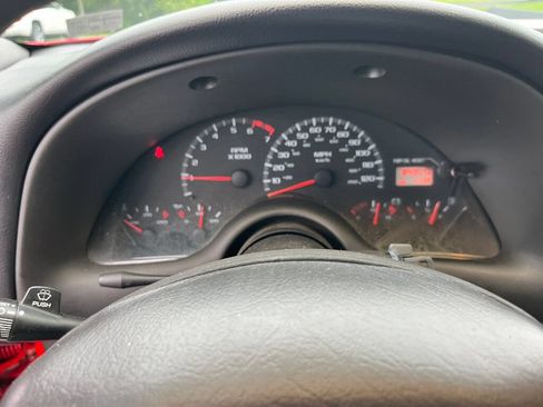 Used 2000 Chevrolet Camaro LT RWD image 26