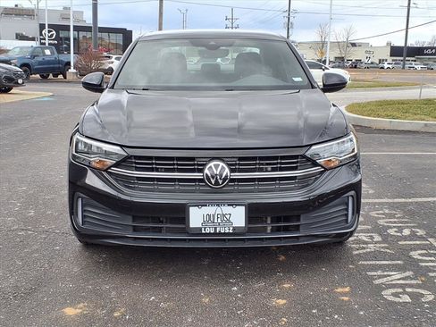 Used 2023 Volkswagen Jetta Sport image 21