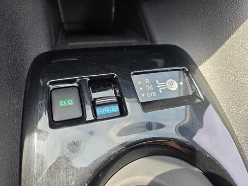 Used 2024 Nissan Leaf SV Plus FWD image 23