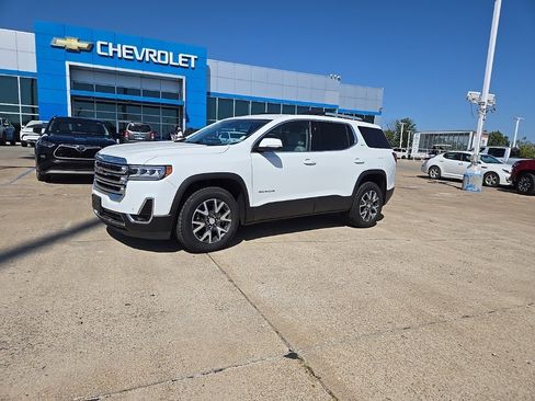 Used 2023 GMC Acadia SLT w/ Preferred Package image 1