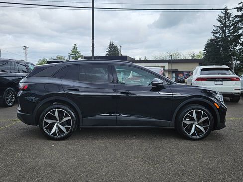Used 2023 Volkswagen ID.4 Pro S AWD/4WD image 6
