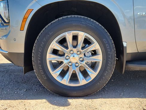 New 2026 Chevrolet Suburban Premier w/ Sun And Tow Package AWD/4WD image 14