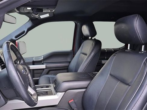 Used 2020 Ford F150 Lariat w/ Equipment Group 502A Luxury image 11