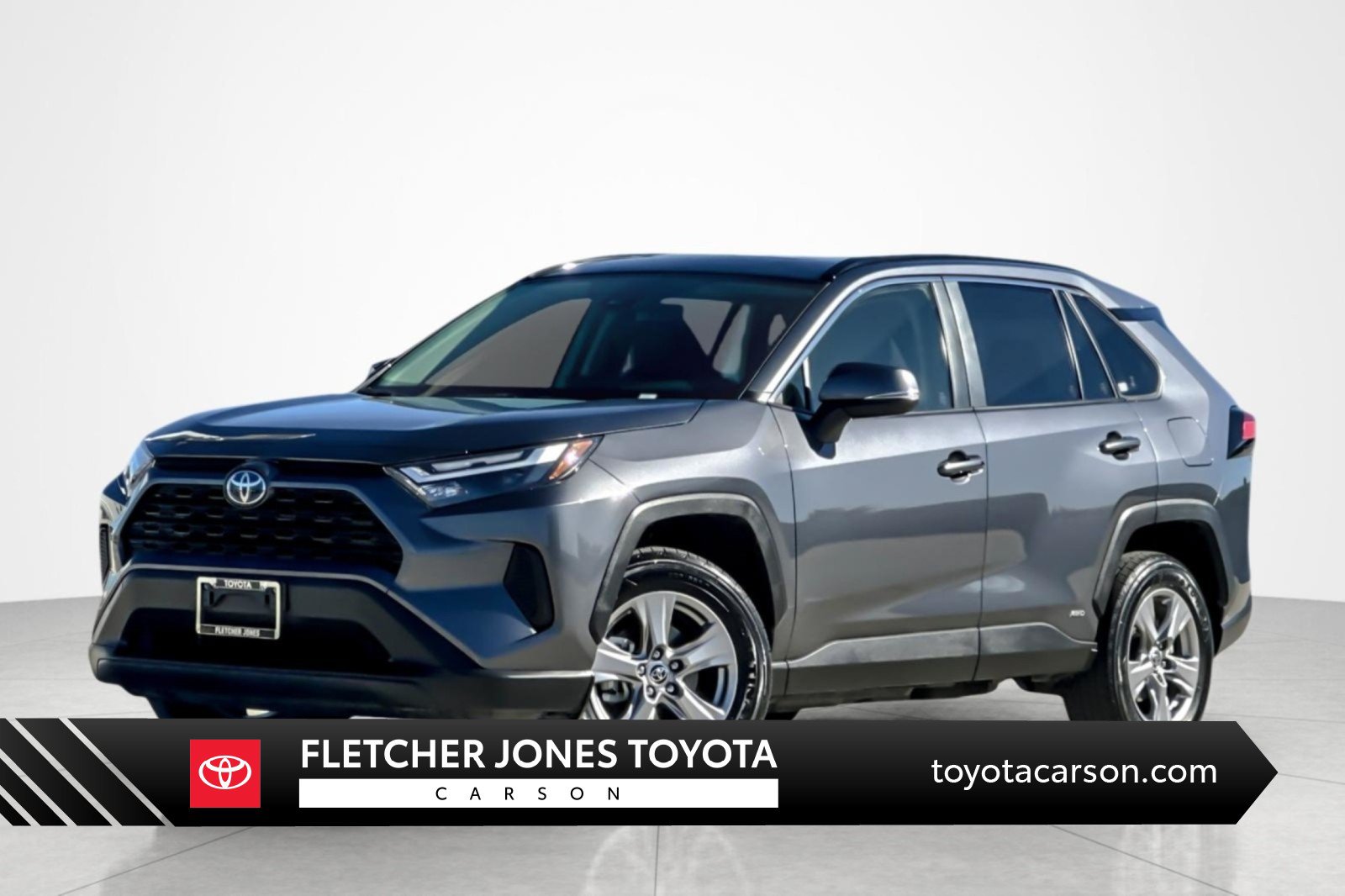 Certified 2022 Toyota RAV4 XLE w/ Convenience Package AWD/4WD image 1
