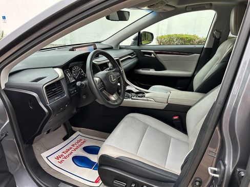 Used 2016 Lexus RX 450h AWD image 12