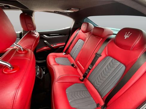 Used 2019 Maserati Ghibli GranLusso RWD image 21