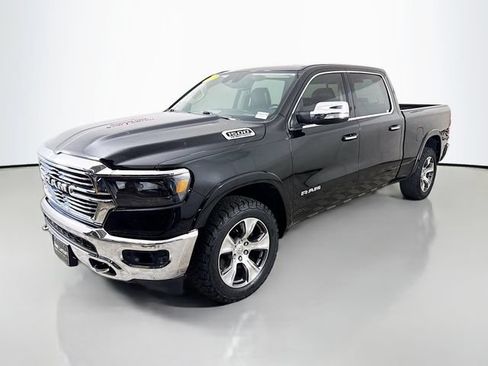 Used 2022 RAM 1500 Laramie AWD/4WD image 3