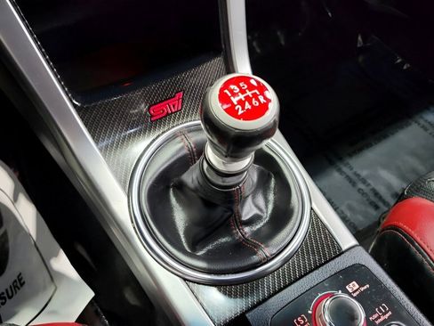 Used 2016 Subaru WRX STI Limited image 17