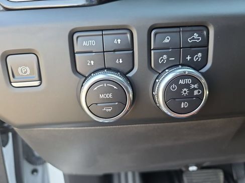 Used 2025 GMC Sierra 1500 AT4X AWD/4WD image 27