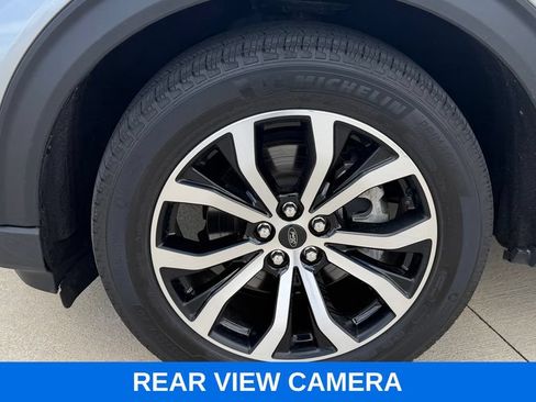 Used 2023 Ford Explorer ST-Line AWD/4WD image 10