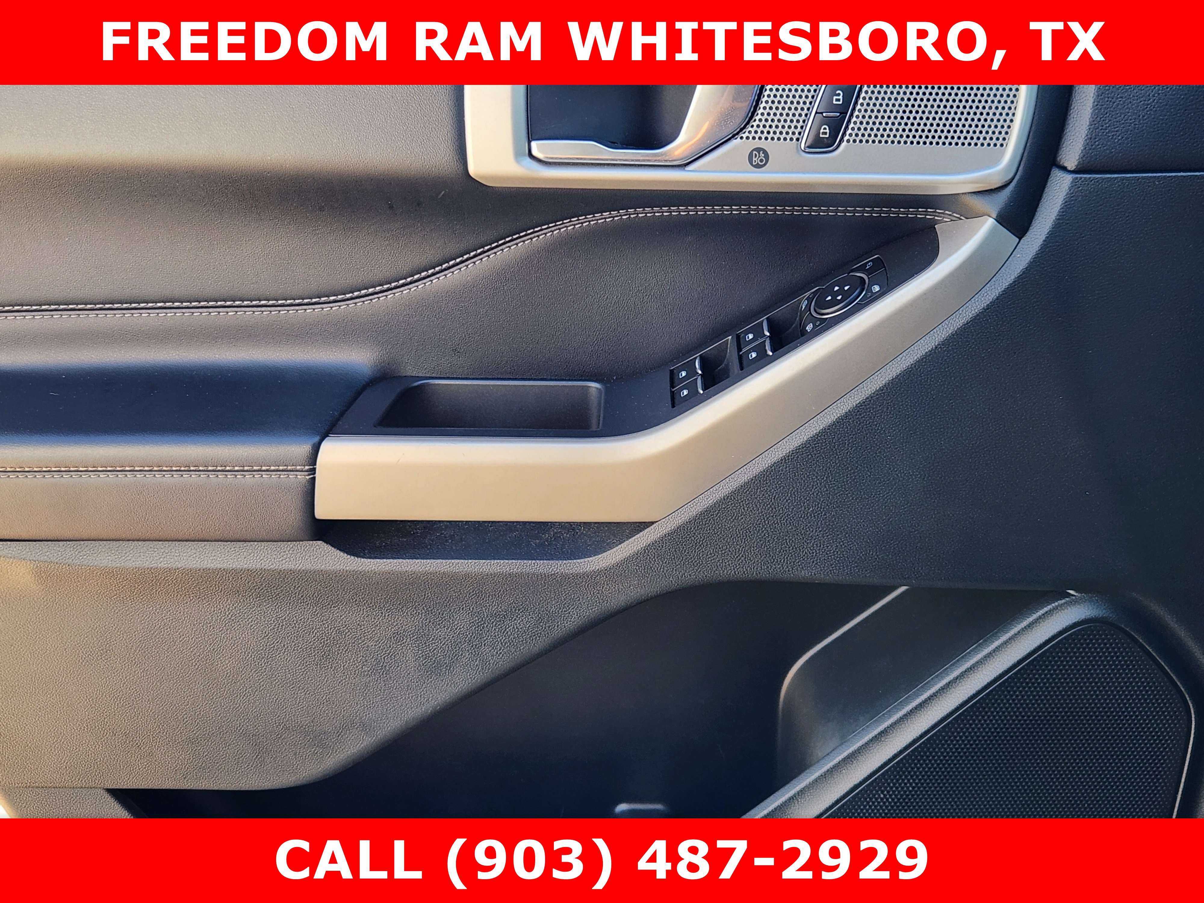 Used 2022 Ford Explorer XLT w/ Equipment Group 202A AWD/4WD image 17