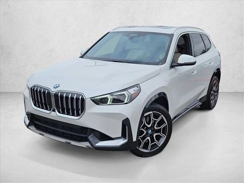 Used 2025 BMW X1 xDrive28i w/ Premium Package image 1