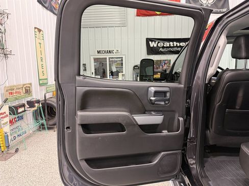 Used 2015 Chevrolet Silverado 2500 LTZ w/ Duramax Plus Package AWD/4WD image 31
