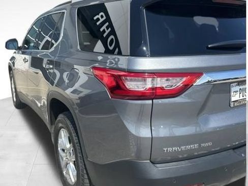Used 2018 Chevrolet Traverse LT w/ LPO, Cargo Package AWD/4WD image 10