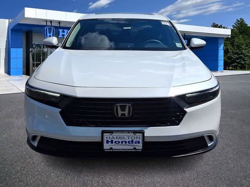 Certified 2024 Honda Accord EX image 28