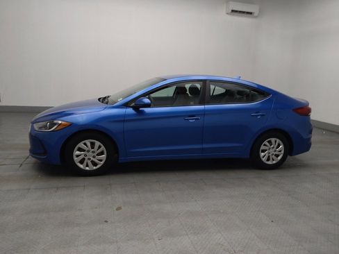 Used 2018 Hyundai Elantra SE w/ SE Connectivity Package 04 image 2