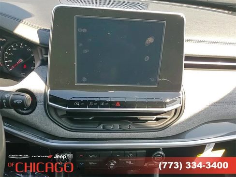 New 2025 Jeep Compass Latitude image 22