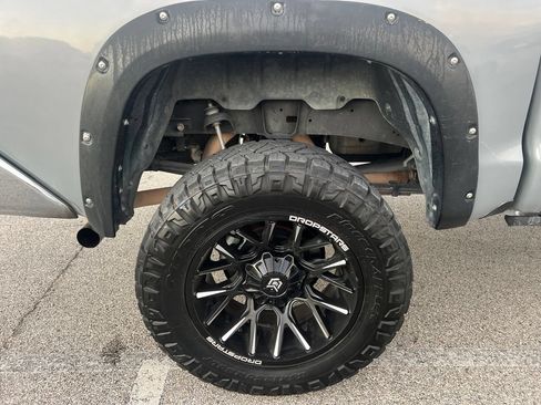Used 2020 Toyota Tundra SR5 w/ SR5 Leather Package AWD/4WD image 19