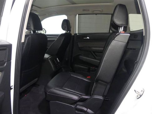 Used 2021 Volkswagen Atlas SE w/ Panoramic Sunroof Package AWD/4WD image 27