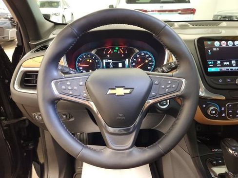 Used 2018 Chevrolet Equinox Premier AWD/4WD image 20