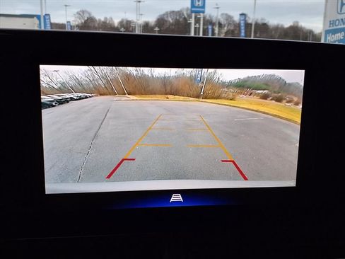 Used 2025 Chevrolet Trax ACTIV w/ Driver Confidence Package image 18