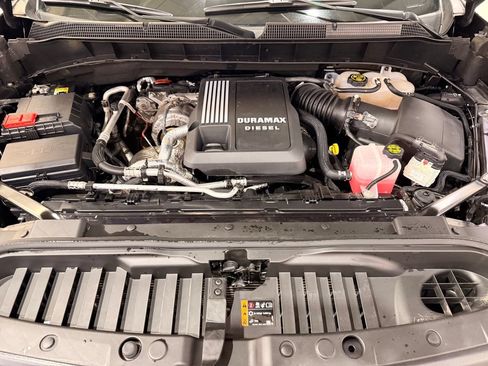 Certified 2023 Chevrolet Silverado 1500 RST w/ Z71 Off-Road Package AWD/4WD image 7