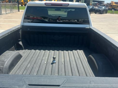 Used 2025 Chevrolet Silverado 2500 LT AWD/4WD image 12