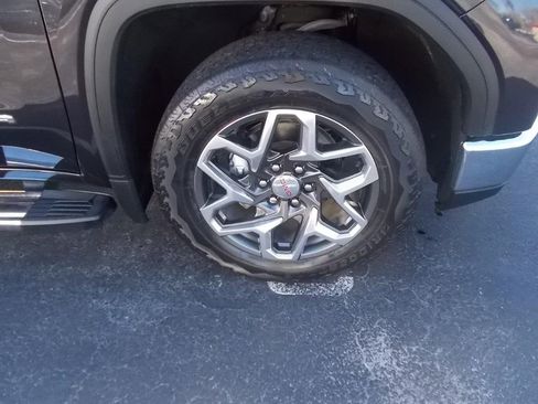 Used 2023 GMC Sierra 1500 SLT w/ SLT Premium Plus Package image 10