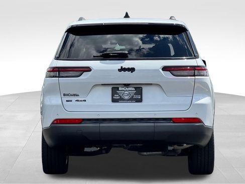 Used 2023 Jeep Grand Cherokee L Laredo AWD/4WD image 6