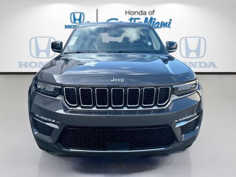 Used 2023 Jeep Grand Cherokee Limited RWD image 2