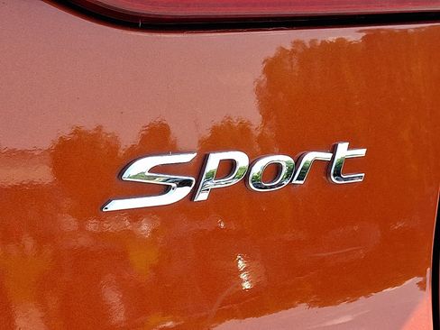 Used 2018 Hyundai Santa Fe Sport w/ 2.4L Tech Package 04 FWD image 34