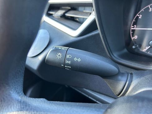 Used 2024 Toyota Corolla LE image 21