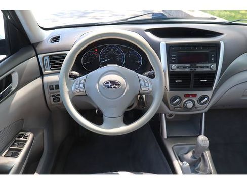 Used 2010 Subaru Forester 2.5X Premium w/ Popular Equipment Group 1A AWD/4WD image 11