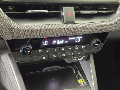 New 2026 Subaru Outback Limited AWD/4WD image 18